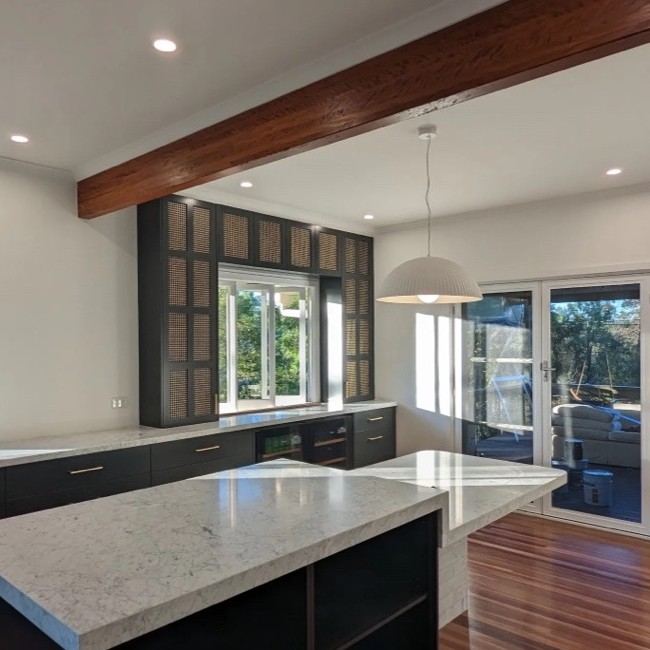 Kitchen cabinetry with a smooth sprayed finish