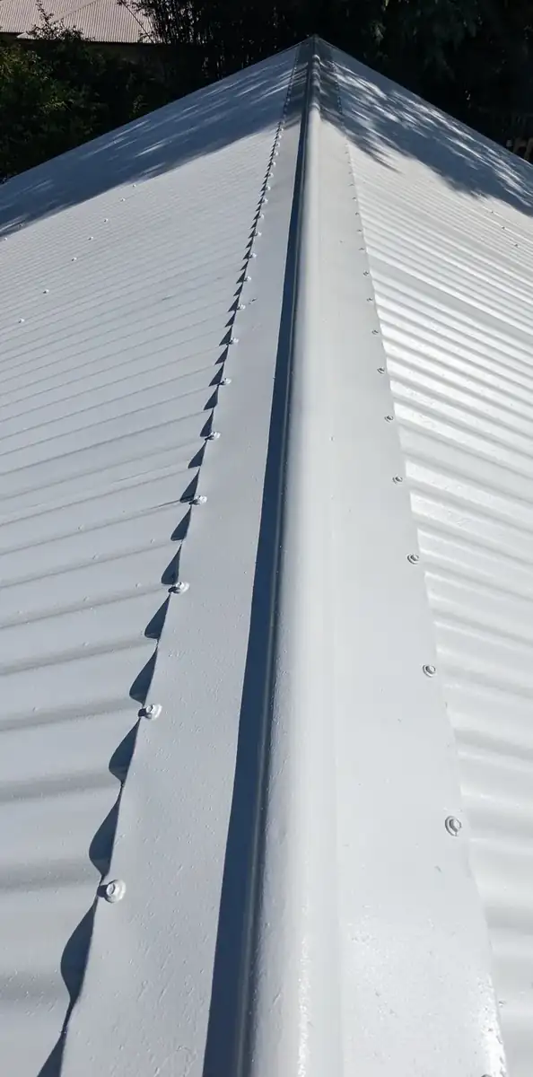Roof respray, red to grey, after