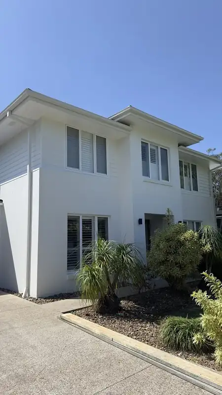 Two-storey exterior repaint